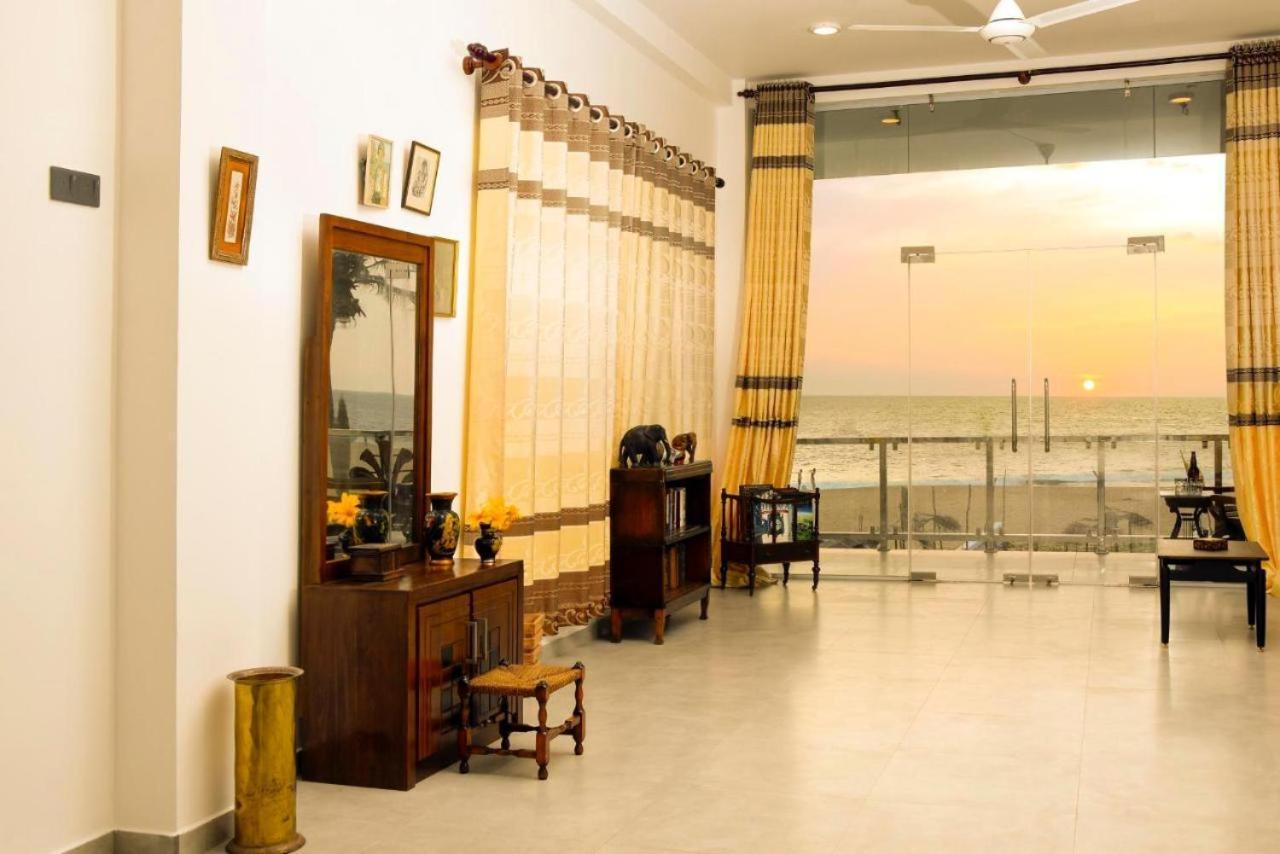 Kavin Beach Hotel Hikkaduwa Bagian luar foto